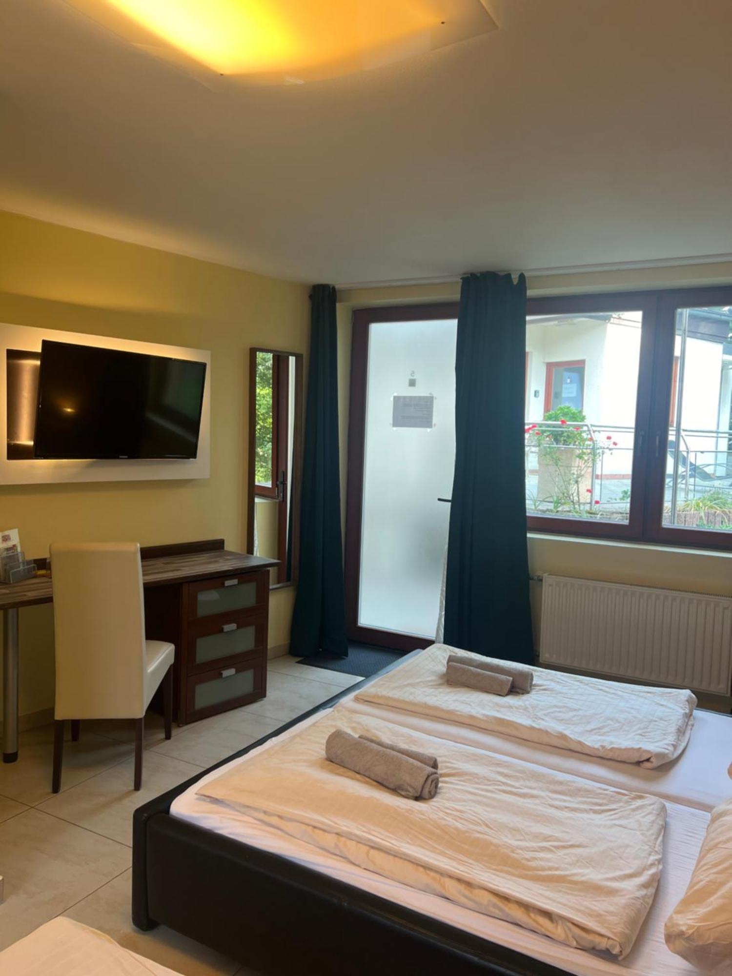 Hotel Hof 19 - Das charmante Ambienthotel Nürnberg Heroldsberg Exterior foto